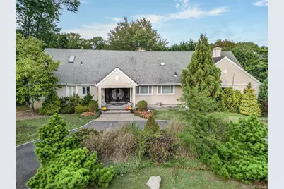 4 Willow Lane, Hewlett, NY 11557 - Photo 2