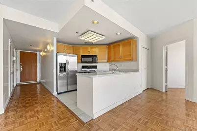 50 E Hartsdale Avenue #3G, Hartsdale, NY 10530 - Photo 8