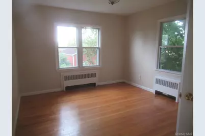 33 Meadow Avenue, Chester, NY 10918 - Photo 6