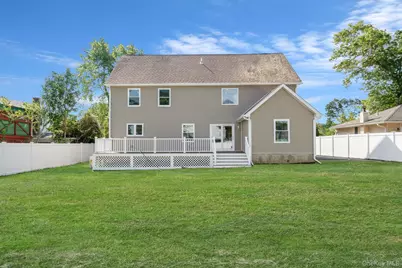 19 Marianna Place, East Islip, NY 11730 - Photo 38