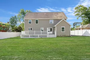 19 Marianna Pl, East Islip, NY 11730 - Photo 38