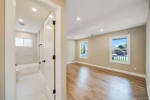 19 Marianna Pl, East Islip, NY 11730 - Photo 16