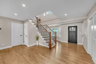 19 Marianna Pl, East Islip, NY 11730 - Photo 2