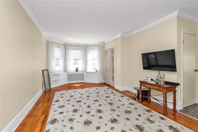 19 Plainfield Avenue, East Rockaway, NY 11518 - Photo 2