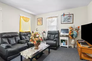 157 Fisher Ave, White Plains, NY 10606 - Photo 16