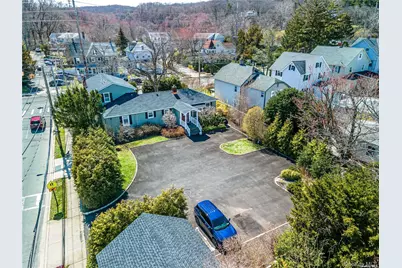 188 W Main Street, Oyster Bay, NY 11771 - Photo 4