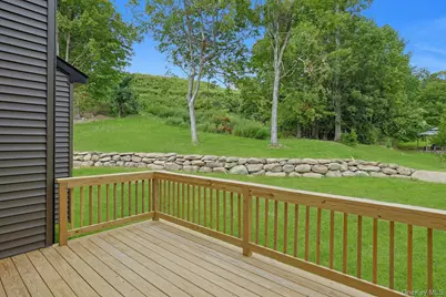 86 Frank Street, New Windsor, NY 12553 - Photo 24