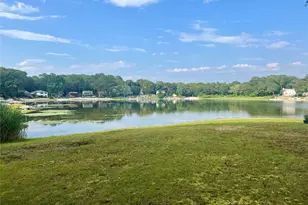 230 Lakeside Trail, Ridge, NY 11961 - Photo 22