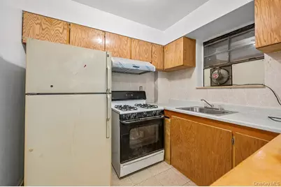 41-30 45th Street, Sunnyside, NY 11104 - Photo 10