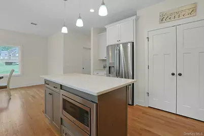 16 McDonald Court, New Windsor, NY 12553 - Photo 8