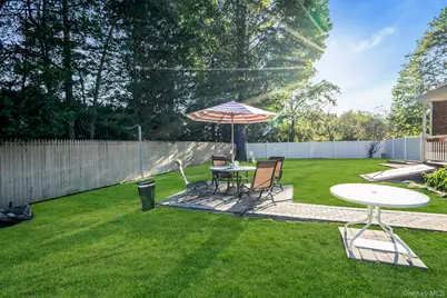 24 Ormond Street, Dix Hills, NY 11746 - Photo 8