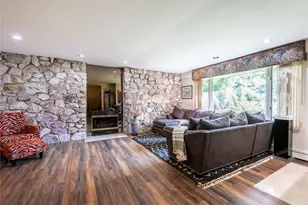 100 Station Rd, Great Neck, NY 11023 - Photo 6