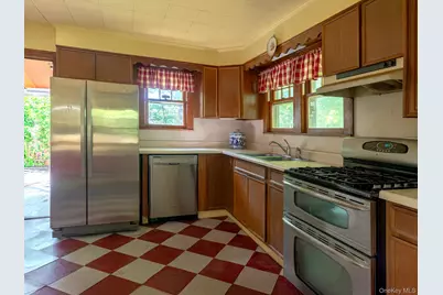 328 Lakeview Drive, Highland Lake, NY 12743 - Photo 10