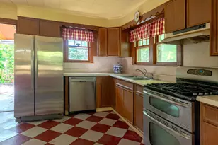 328 Lake View Dr, Highland Lake, NY 12743 - Photo 10