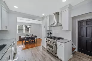 206 Wilson Blvd, Islip, NY 11751 - Photo 16