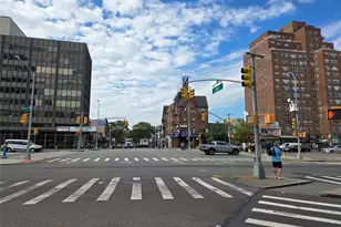 70-31 108th St, Forest Hills, NY 11375 - Photo 28