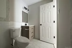 65 Carson Ave, Newburgh, NY 12550 - Photo 18