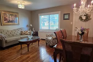 18-21 215th St, Bayside, NY 11360 - Photo 4