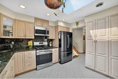 1 Overhill Road, Elmsford, NY 10523 - Photo 10