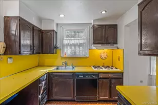 180-19 Grand Central Pkwy, Jamaica, NY 11432 - Photo 14