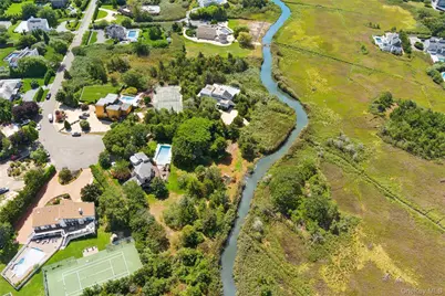 29 Stillwaters Lane, Westhampton Beach, NY 11978 - Photo 18