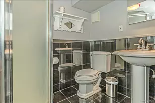 757 Harrison St, West Hempstead, NY 11552 - Photo 14