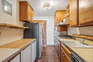 84-09 155th Ave, Howard Beach, NY 11414 - Photo 16