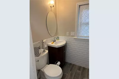 160 Laurance Lane, Ridge, NY 11961 - Photo 18