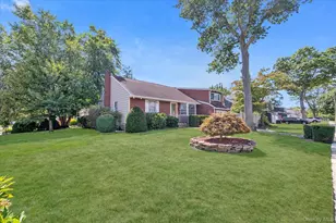 3902 Beechwood Pl, Seaford, NY 11783 - Photo 2