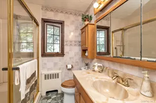 3902 Beechwood Pl, Seaford, NY 11783 - Photo 12