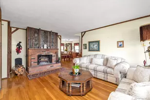 3902 Beechwood Pl, Seaford, NY 11783 - Photo 4