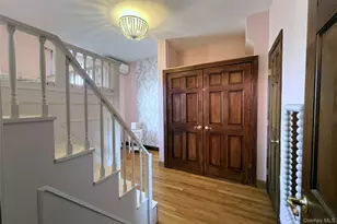 67-31 52nd Rd, Maspeth, NY 11378 - Photo 8