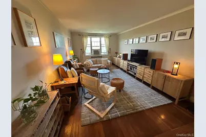 77-15 113th Street #5J, Forest Hills, NY 11375 - Photo 1