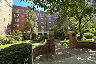 77-15 113th St, Forest Hills, NY 11375 - Photo 2