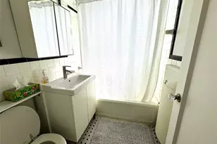 77-15 113th St, Forest Hills, NY 11375 - Photo 18