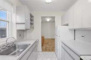 240 Central Ave, Lawrence, NY 11559 - Photo 16