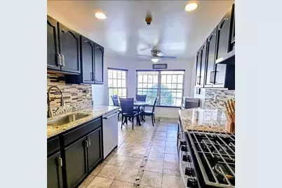 226-B Westside Avenue #B, Freeport, NY 11520 - Photo 2