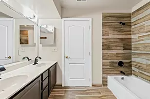 226-B Westside Ave, Freeport, NY 11520 - Photo 10