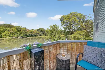 37 Harbor Lane #2A, New Rochelle, NY 10805 - Photo 18