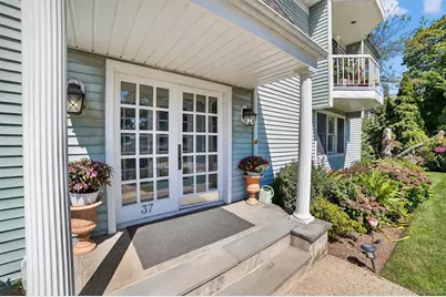 37 Harbor Lane #2A, New Rochelle, NY 10805 - Photo 4