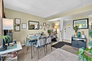 37 Harbor Ln, New Rochelle, NY 10805 - Photo 8