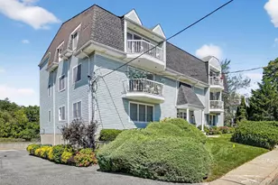 37 Harbor Ln, New Rochelle, NY 10805 - Photo 2