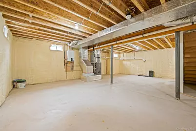 37 Lakeview Drive, Middle Island, NY 11953 - Photo 34