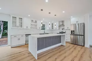 37 Lakeview Dr, Middle Island, NY 11953 - Photo 10