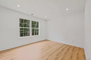 37 Lakeview Dr, Middle Island, NY 11953 - Photo 28