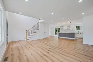 37 Lakeview Dr, Middle Island, NY 11953 - Photo 6