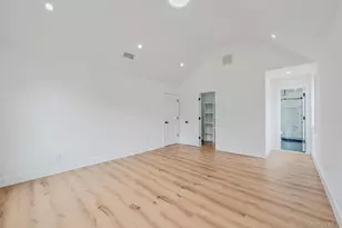 37 Lakeview Dr, Middle Island, NY 11953 - Photo 20