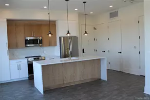 331 E Main St, Riverhead, NY 11901 - Photo 4