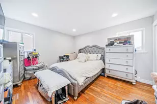 1 Ozone Pl, Massapequa, NY 11758 - Photo 18