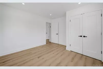 39 Lakeview Drive, Middle Island, NY 11953 - Photo 14